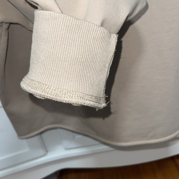 NATURAL LIFE - Slightly Cropped Sweatshirt - Picture 4 of 8